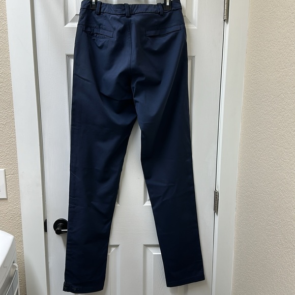 Lululemon Commission Pant Navy - Picture 8 of 16
